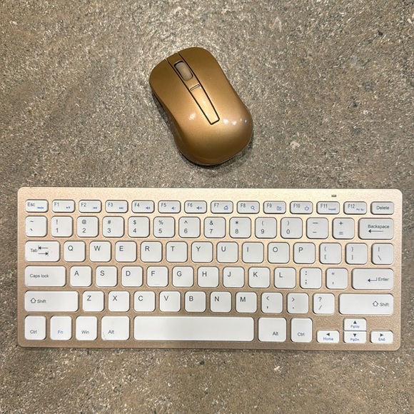 Wireless mouse and keyboard set Gold and white - Picture 1 of 2